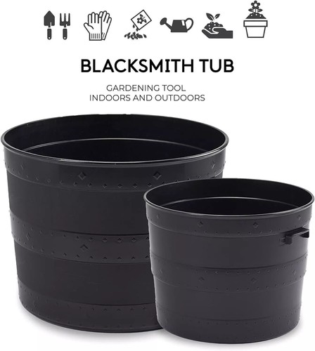 Black plastic planter plant - black,